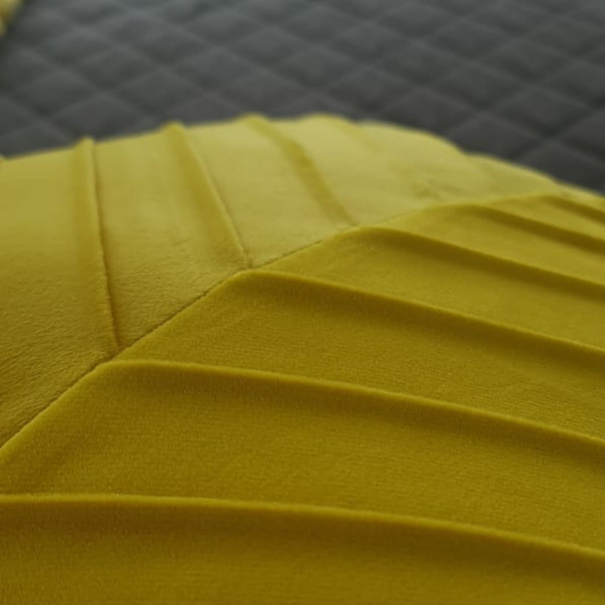 Funda Cojin Amarilla Lineas 43 X 40