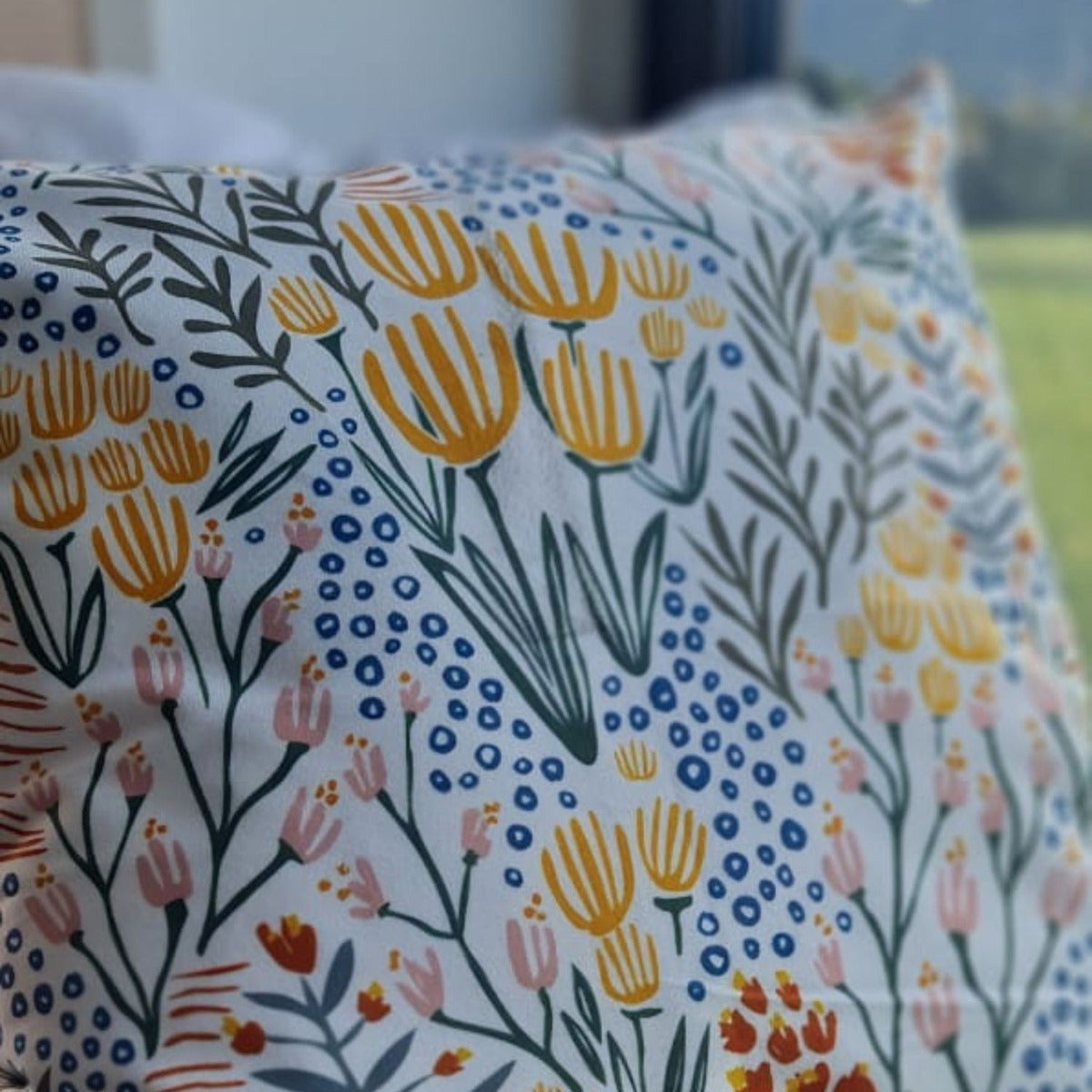 Funda Impresa Flor Tenedor Amarillo 45x42