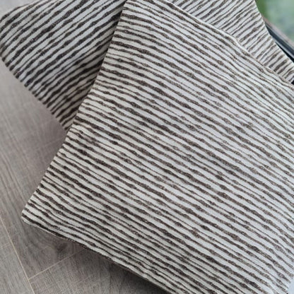 Funda Cojin Detalles Gris 45x42