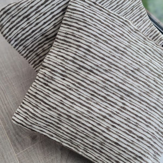 Funda Cojin Detalles Gris 45x42