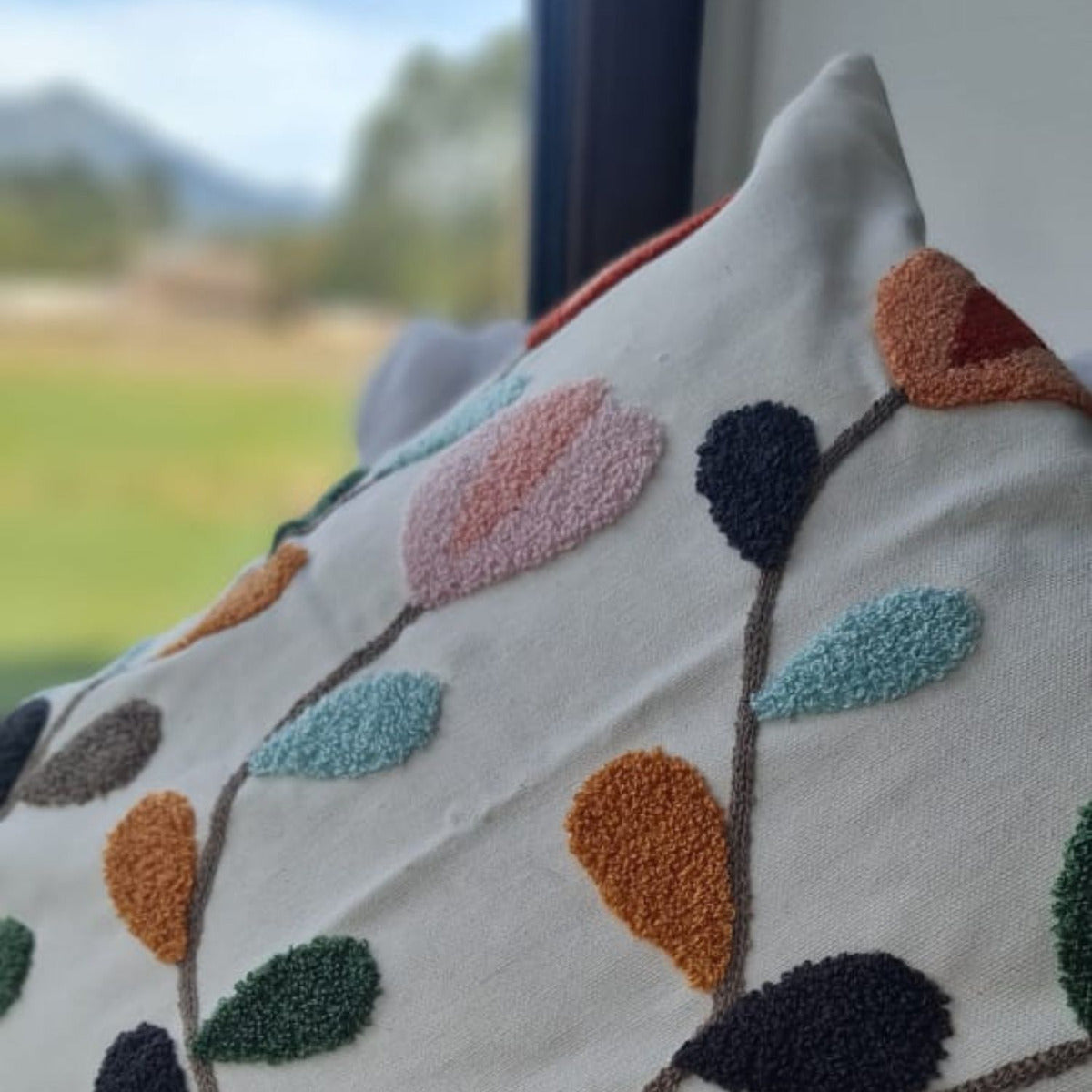 Funda Bordada Tulipan Rosa 45x42